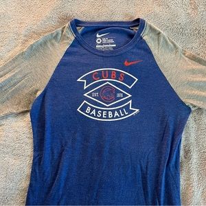 Cubs Small Nike Quarter Sleeve Shirt